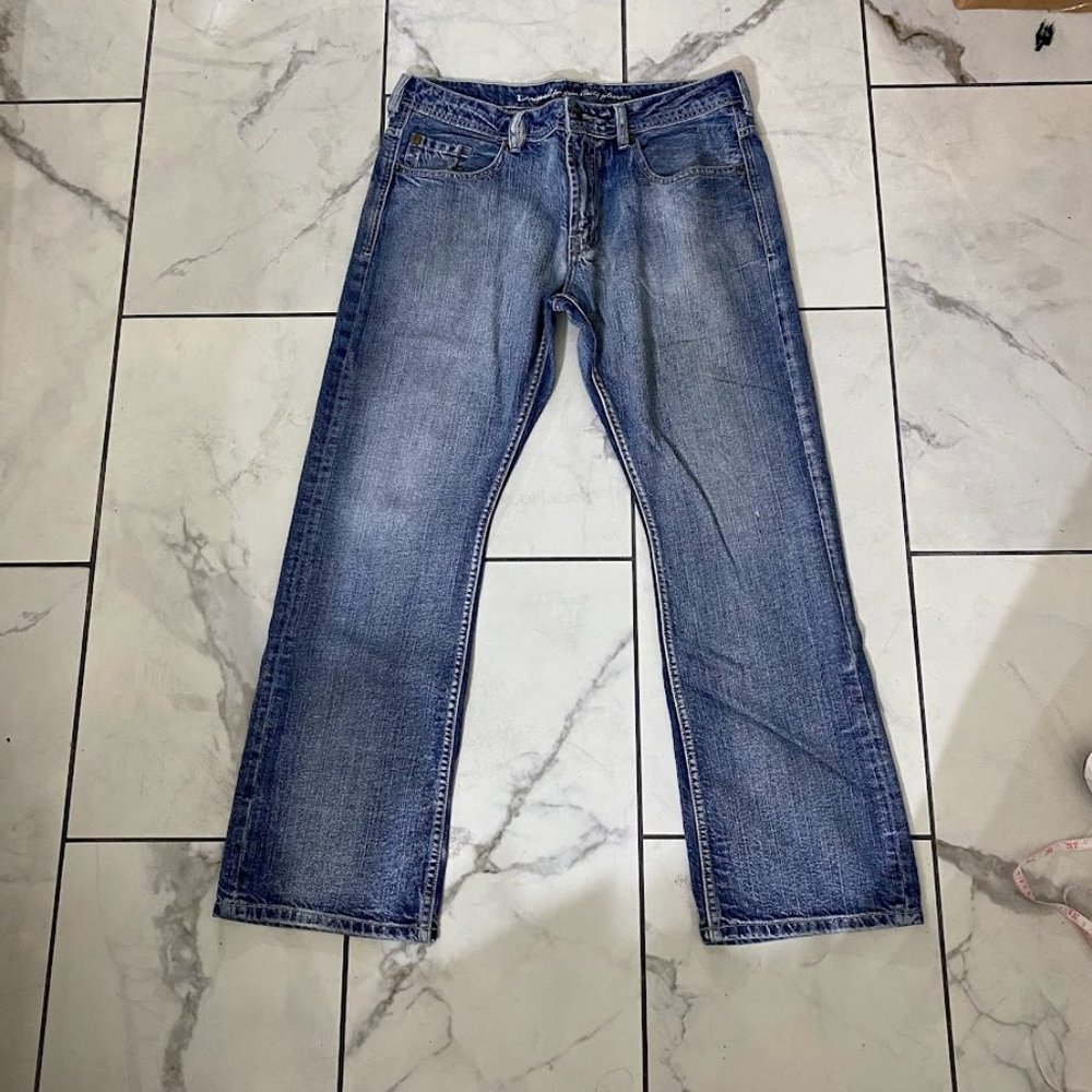 ijeans by buffalo light wash straight cut jeans